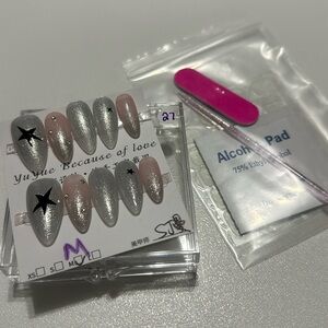 Brand New Hand Made Press on Nails # 27